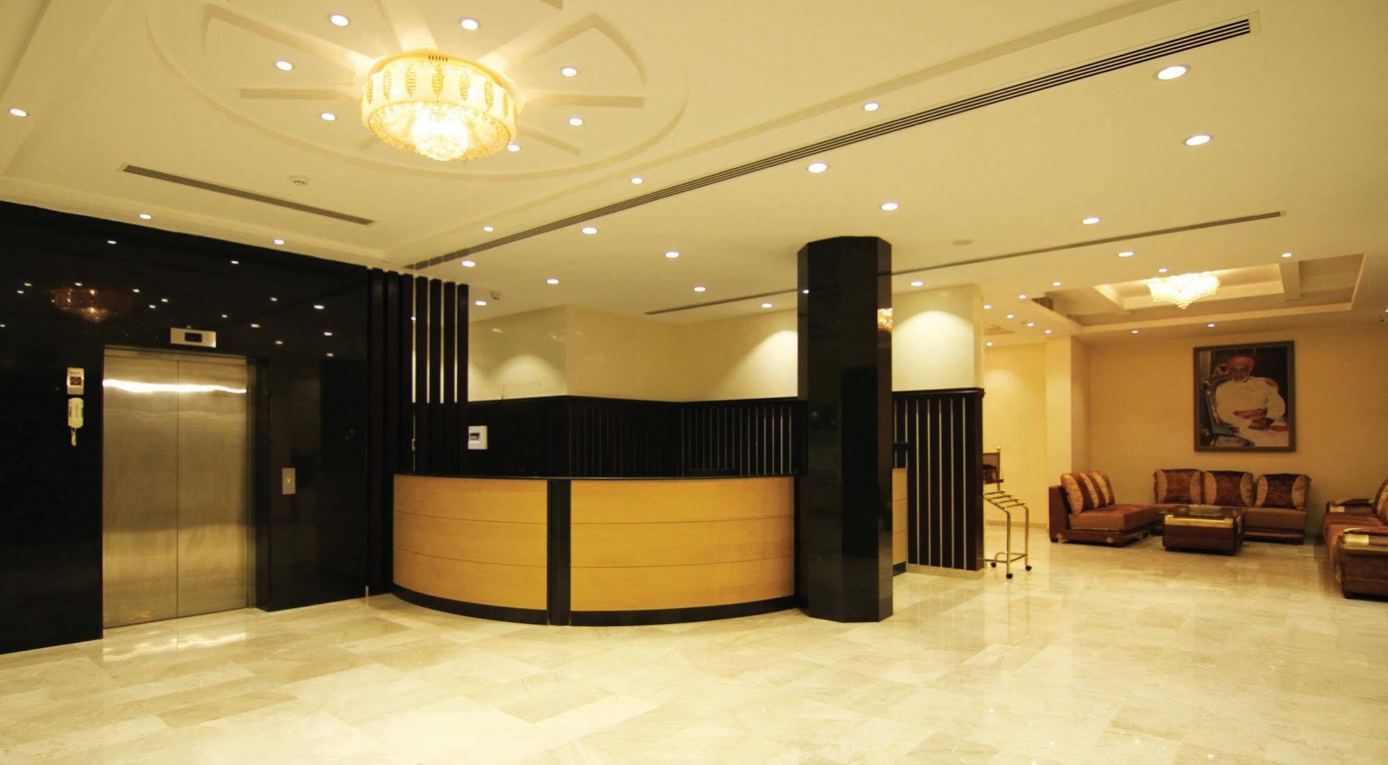 Remas Hotel Suites - Al Khoudh, Seeb, Muscat Exterior foto